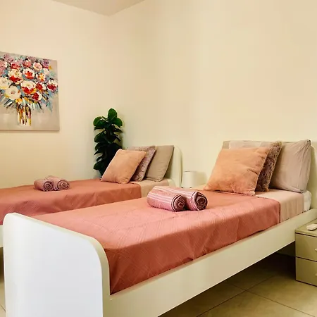 2br Comfort By Holi