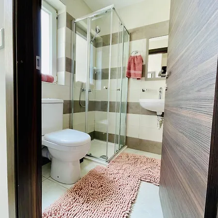 Διαμέρισμα 2br Comfort By Holi *